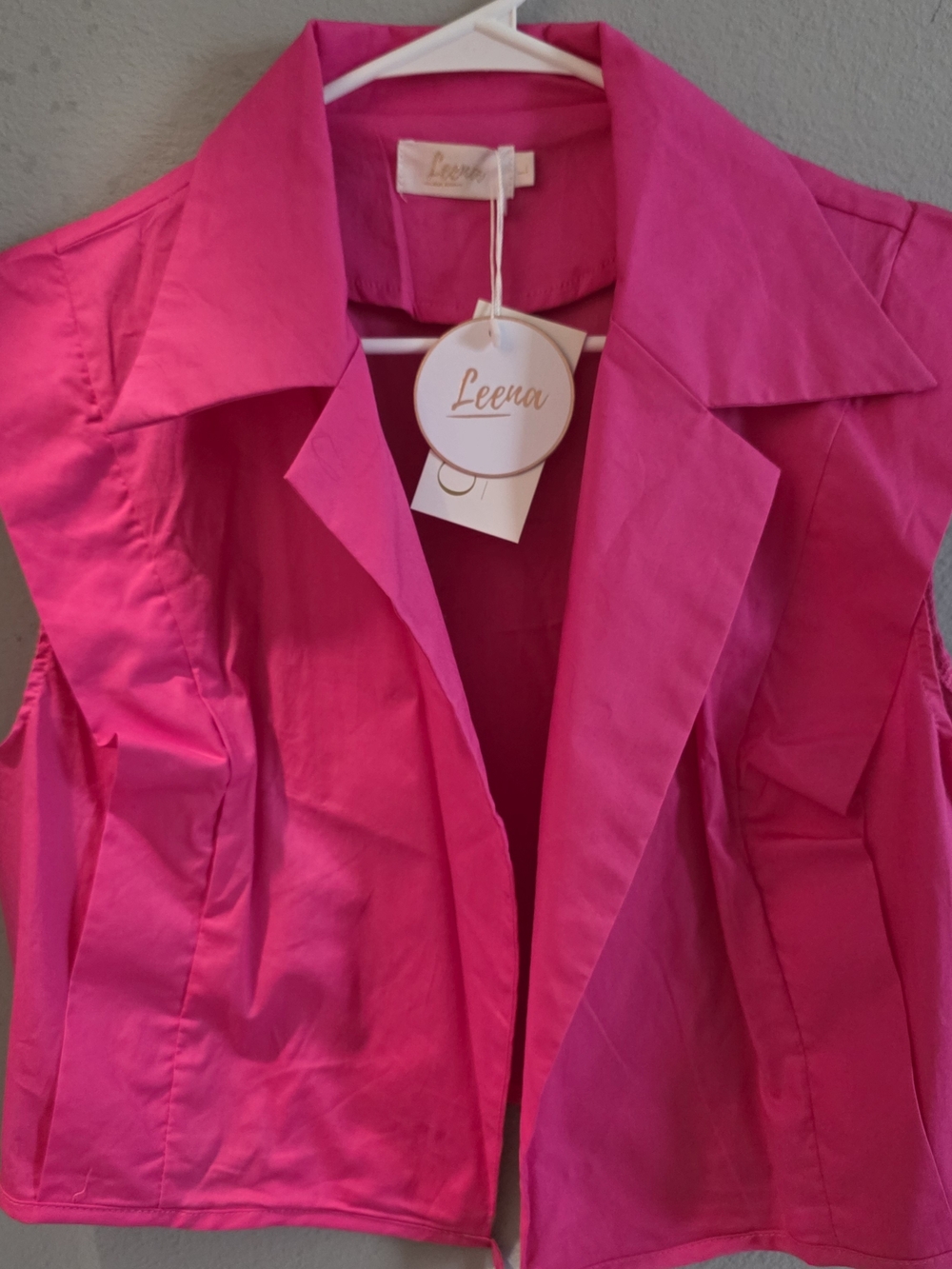 Women's Hot Pink Sleeveless Crop Blazer
